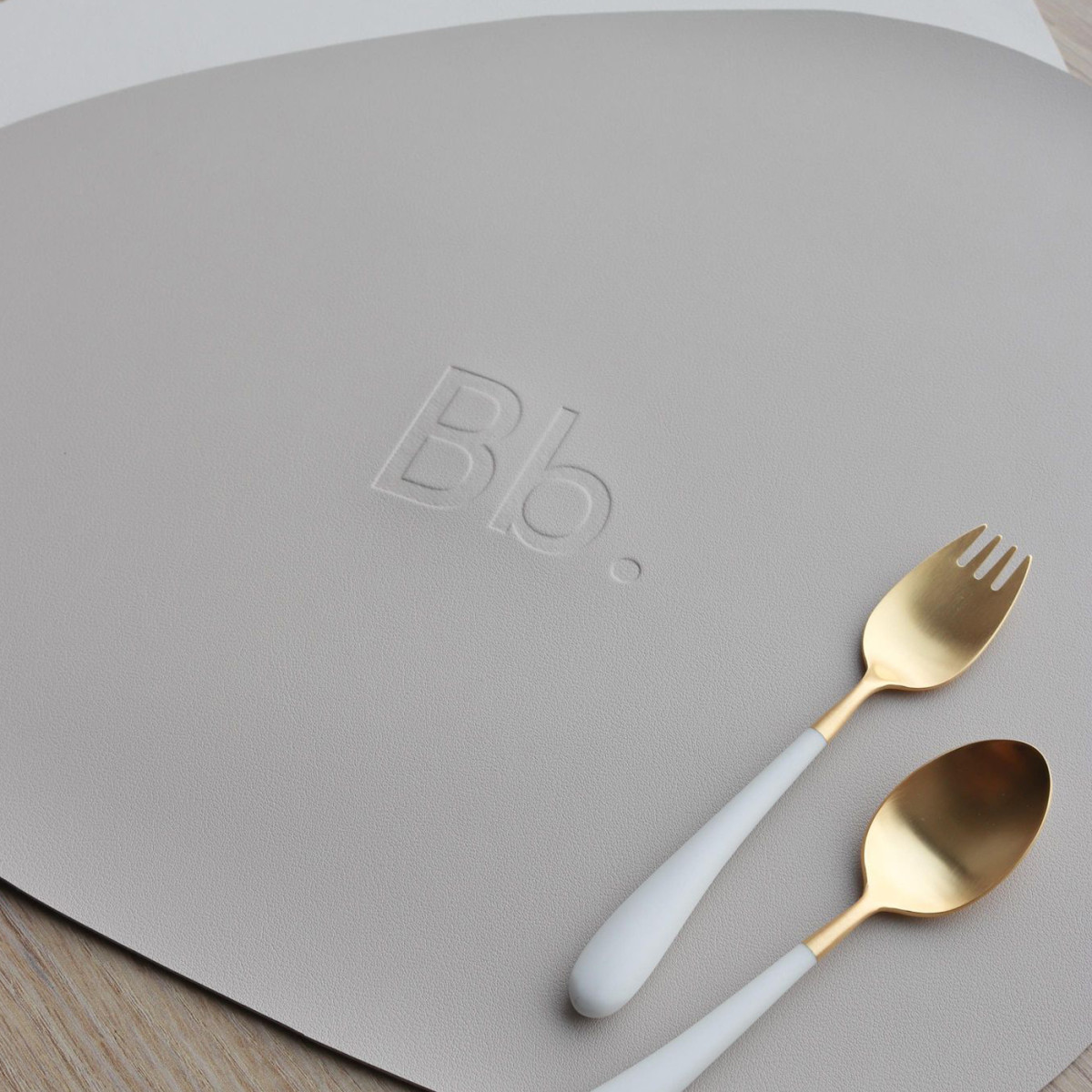 Pure placemat